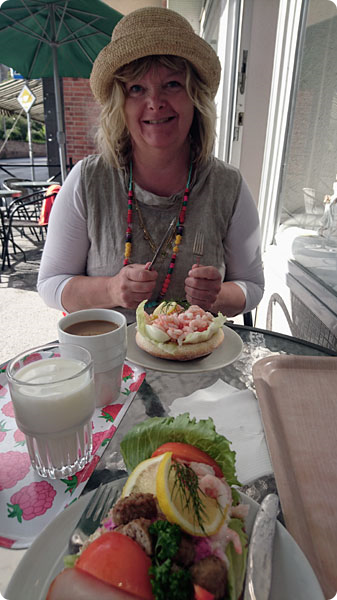 frukost-pa-konditori.jpg frukost-pa-konditori.jpg